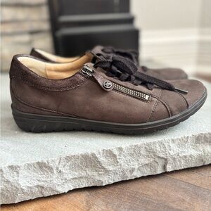 Hartjes Women's Size UK 5/US 7.5 XS Casual Side Zip Brown Nubuck Leather Shoes